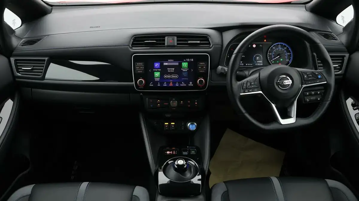2021-nissan-leaf-e-tekna-big-12
