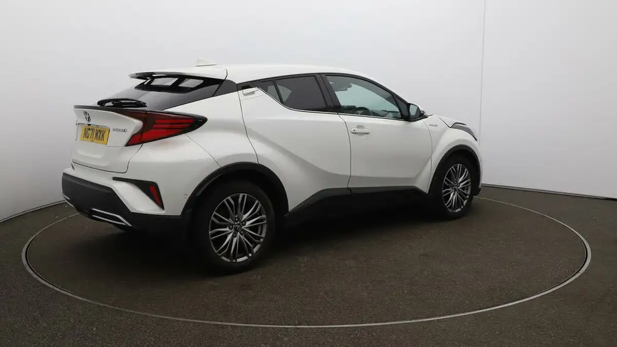 2022-toyota-c-hr-20-vvt-i-excel-big-47