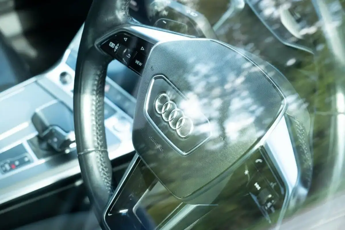 2019-audi-a6-saloon-20-45-tfsi-sport-big-7