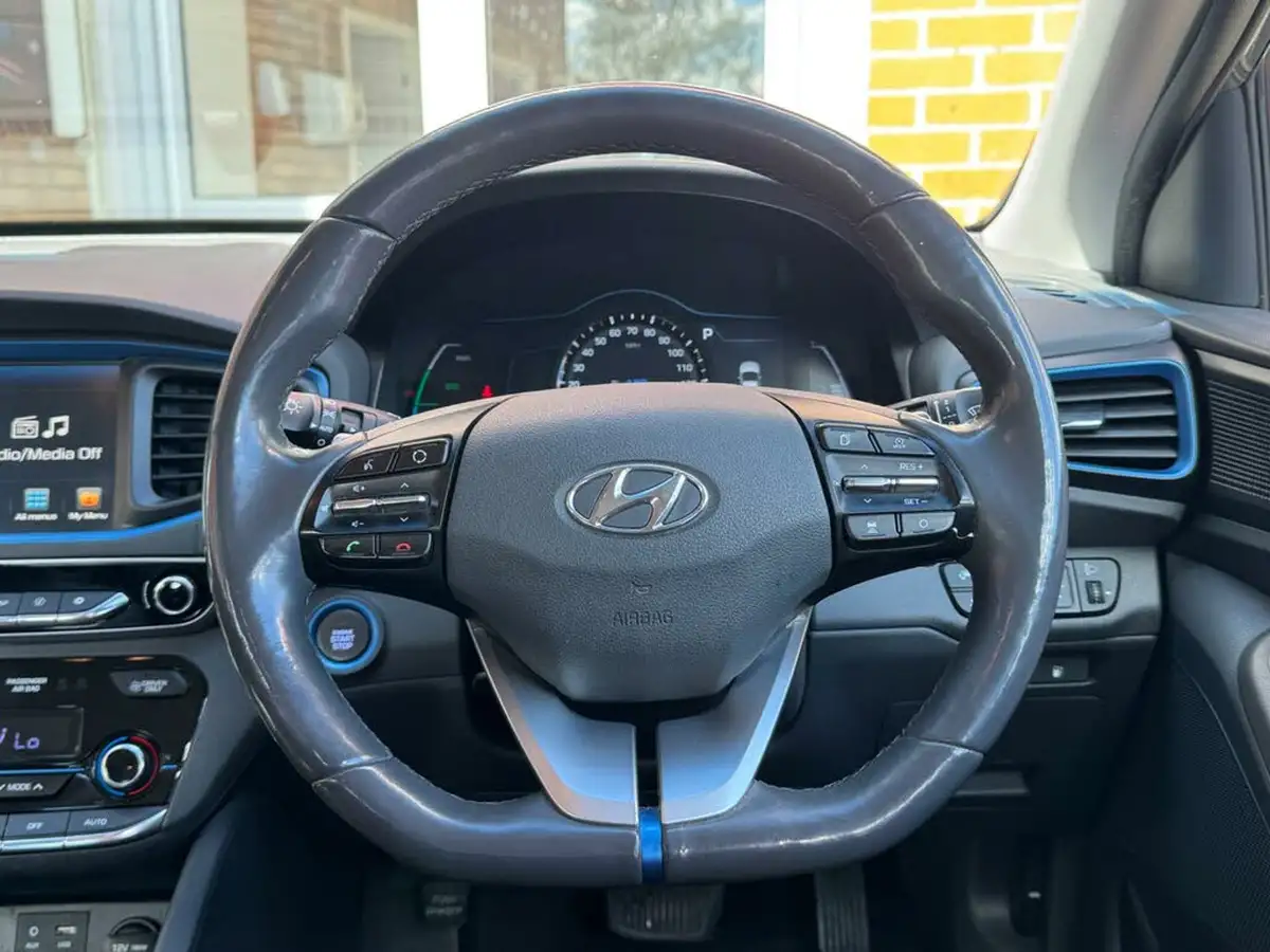 2018-hyundai-ioniq-16-gdi-premium-hybrid-big-32