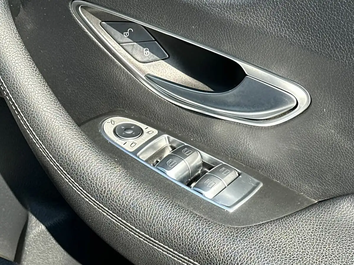 2021-mercedes-benz-e-class-20-e300-amg-line-premium-272ps-coupe-big-15
