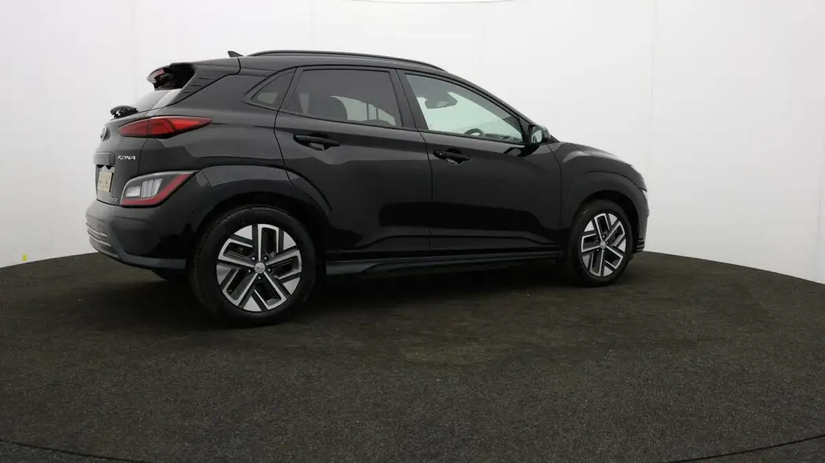 2022-hyundai-kona-e-premium-204ps-64kwh-7kw-obc-big-28