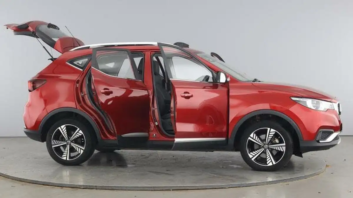 2020-mg-zs-suv-e-exclusive-ev-big-9