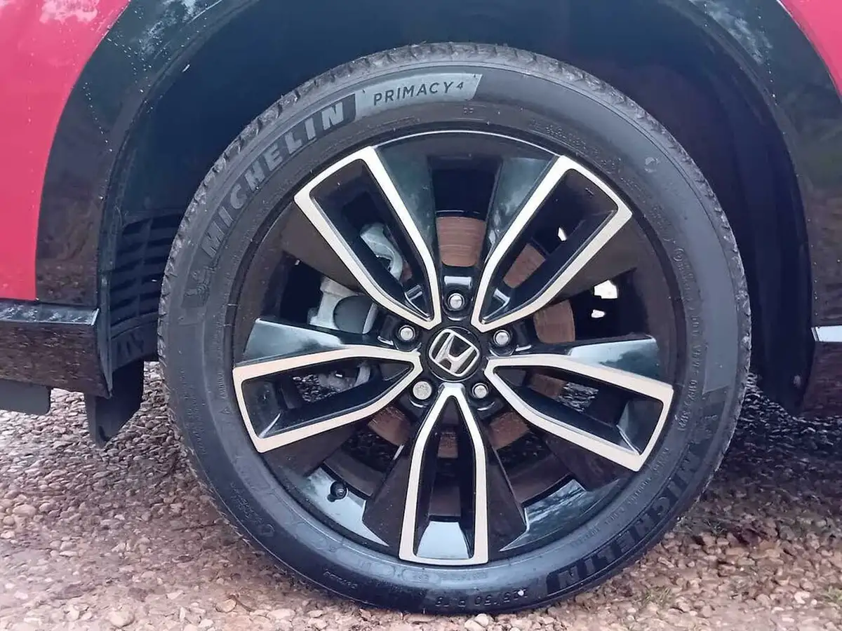 2022-honda-hr-v-15-i-mmd-advance-big-14