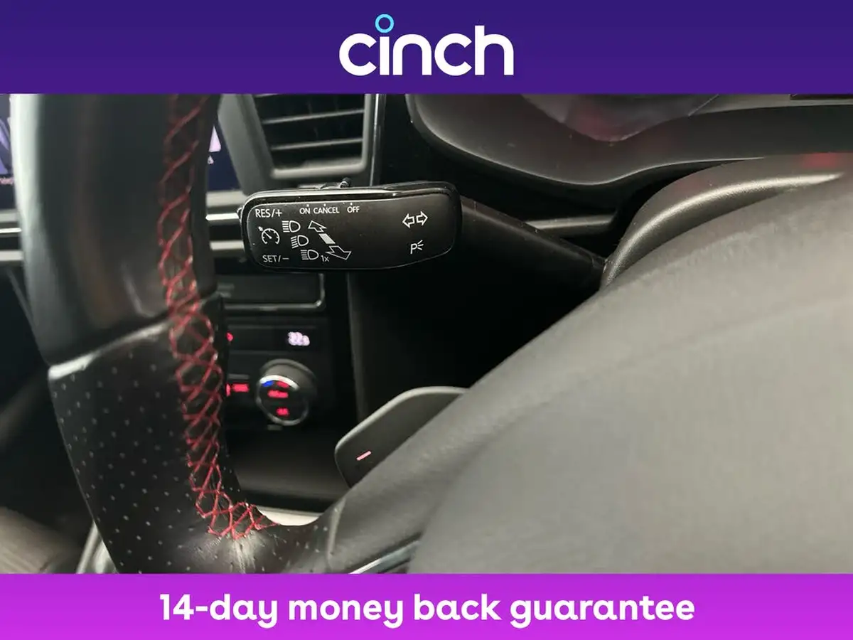 2019-seat-leon-20-tsi-fr-hatchback-big-23