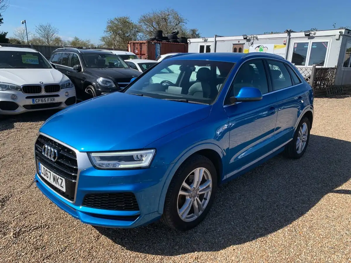 2017-audi-q3-20-tdi-quattro-s-line-edition-150ps-tronic-big-2