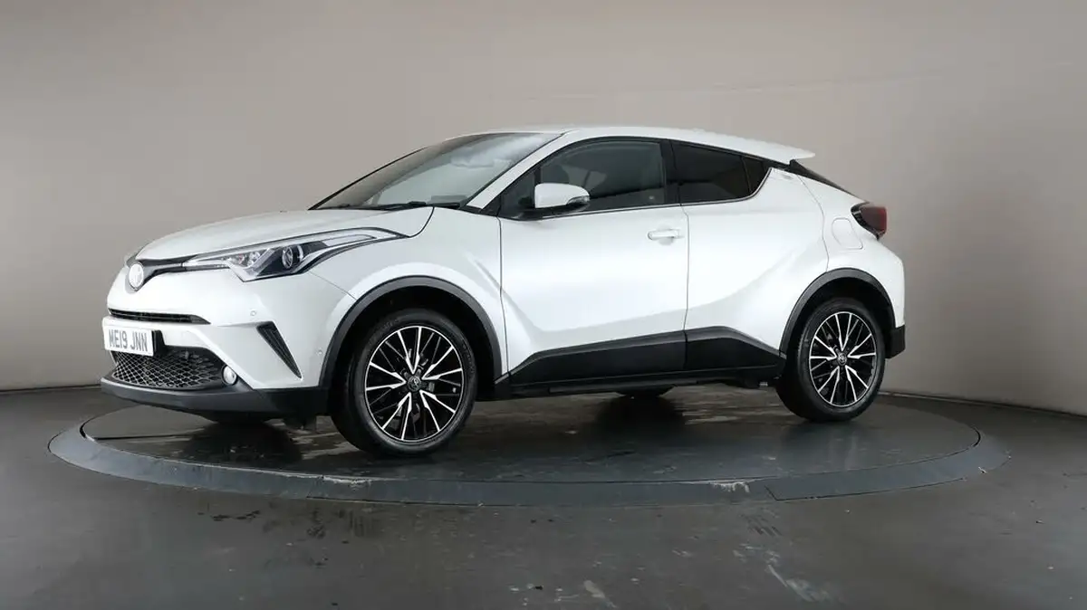2019-toyota-c-hr-12-excel-awd-cvt-big-35