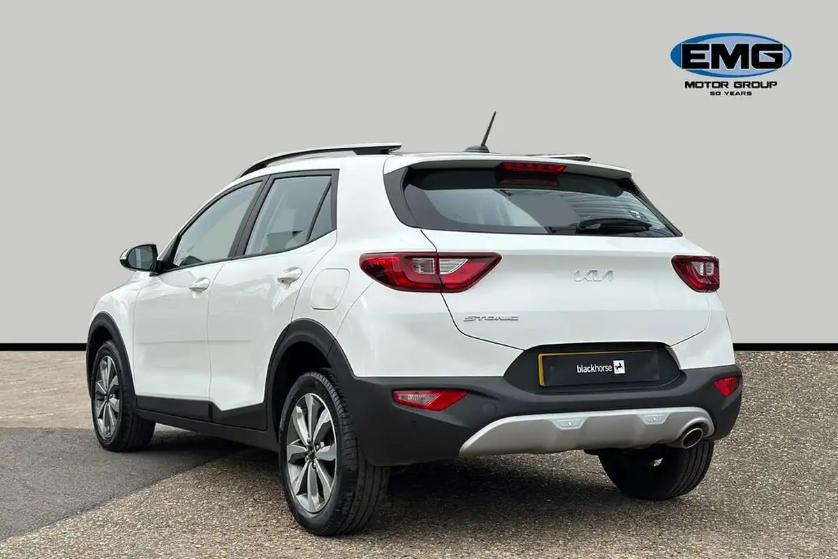 2022-kia-stonic-10-t-gdi-2-dct-big-3