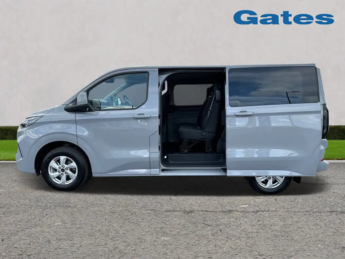 2024-ford-transit-custom-big-4