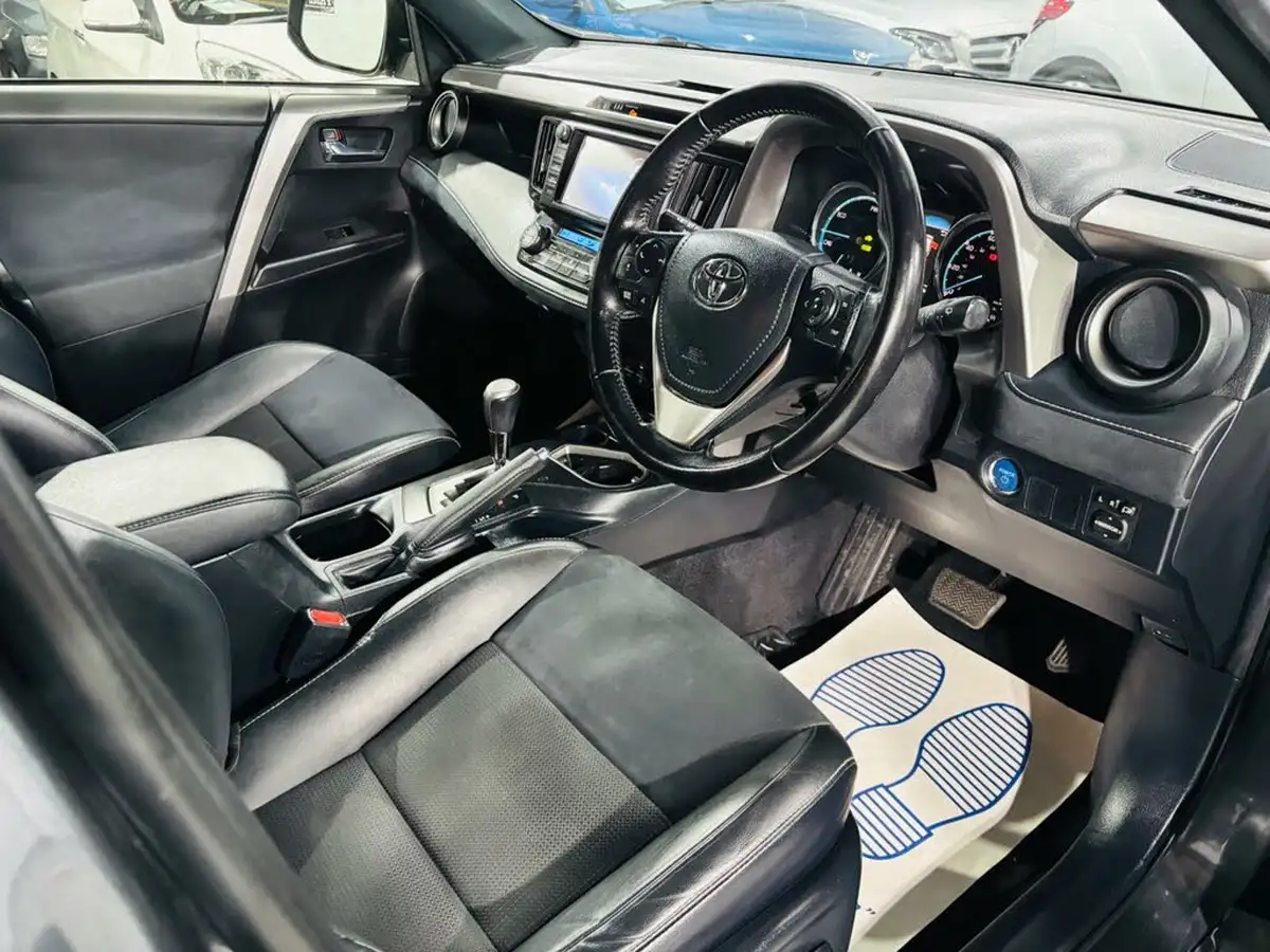 2016-toyota-rav4-25-vvt-i-icon-e-cvt-big-8