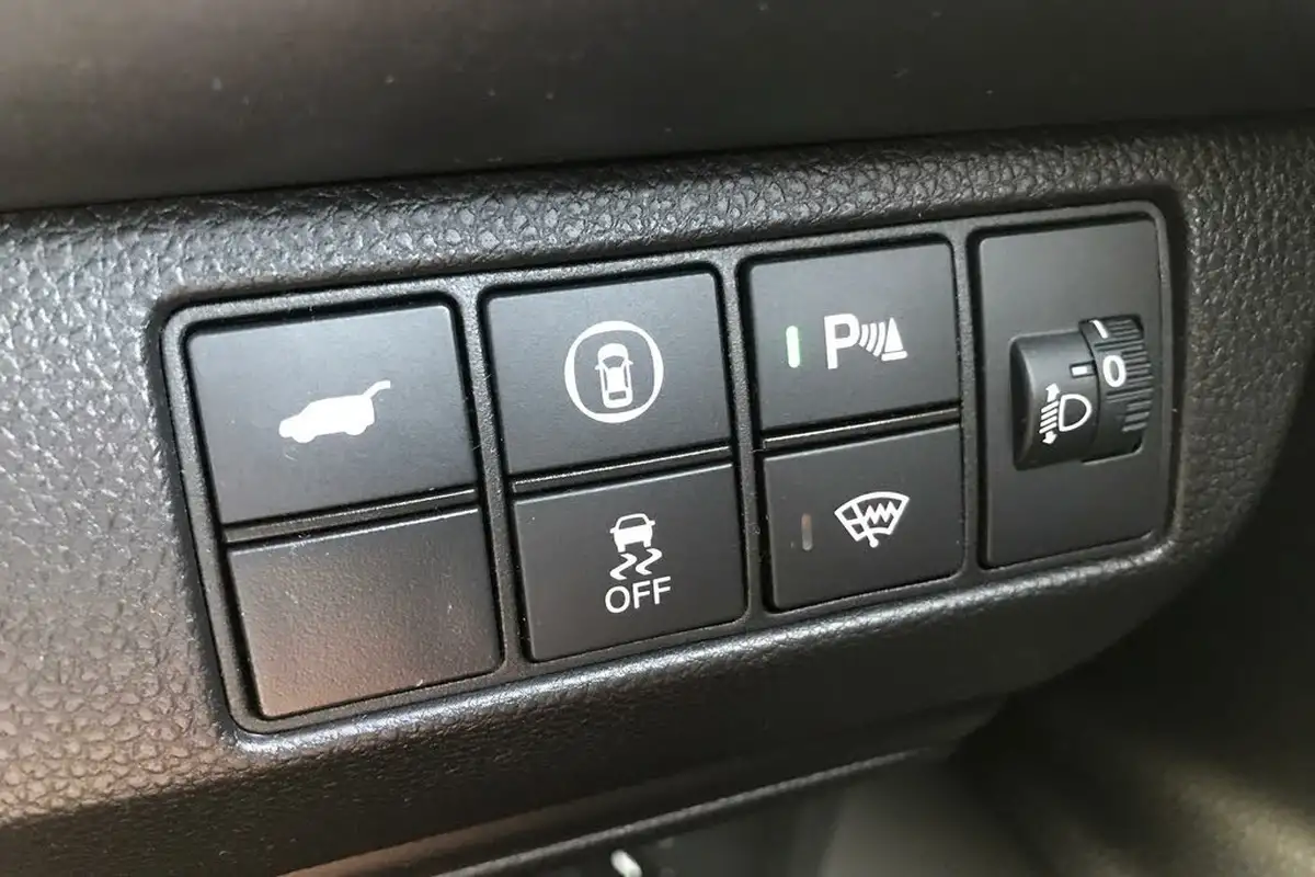 2022-honda-hr-v-15-i-mmd-advance-big-19