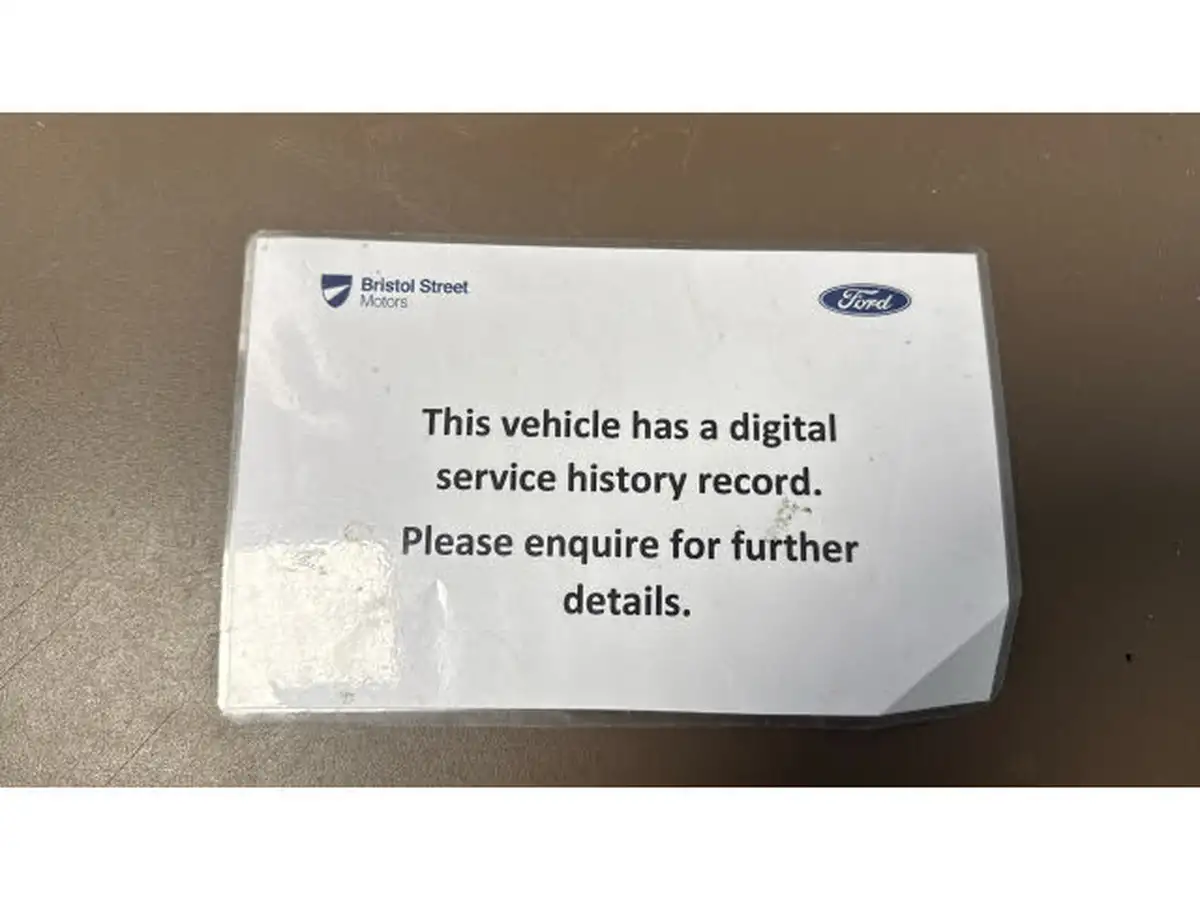 2022-ford-focus-10t-st-line-vignale-155ps-hybrid-mhev-hatchback-big-18