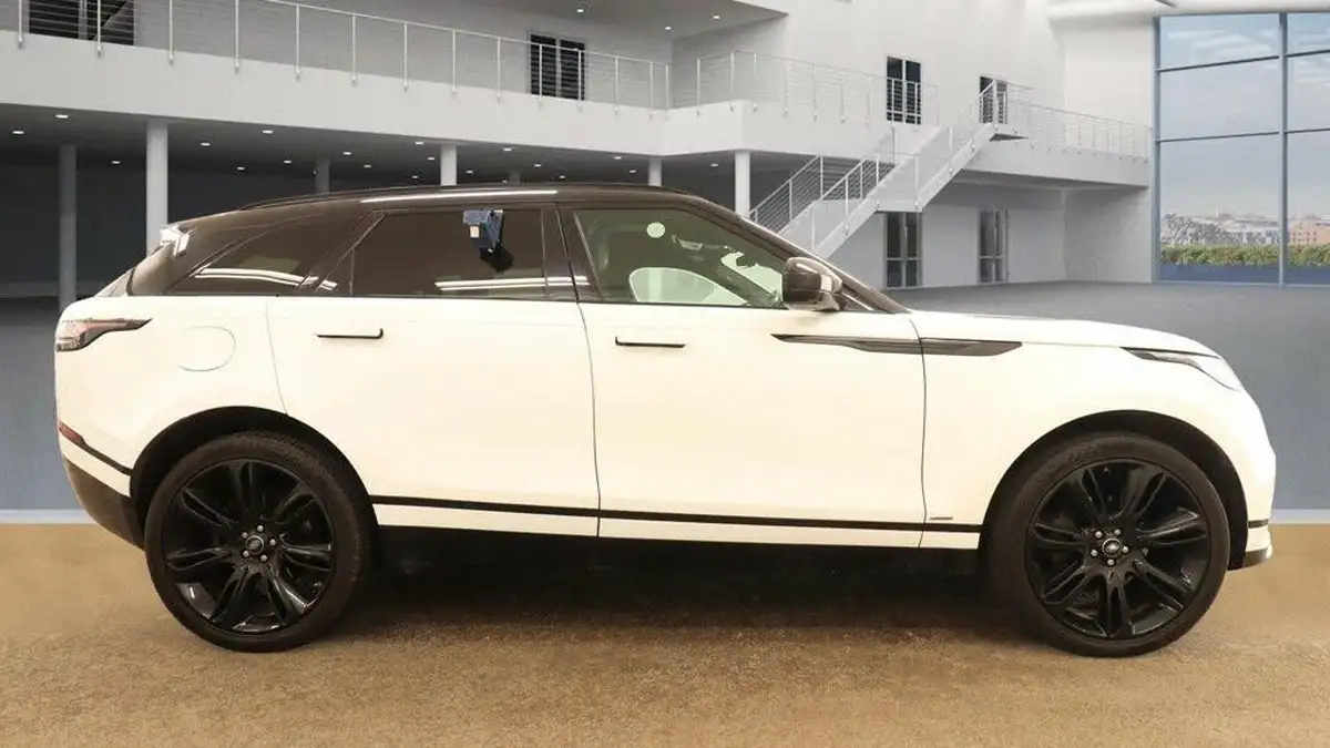 2019-land-rover-range-rover-velar-20-d240-r-dynamic-s-big-8