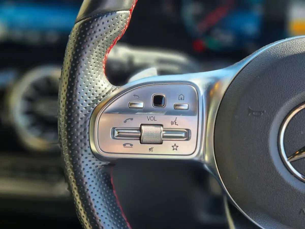 2021-mercedes-benz-eqa-e-eqa-250-amg-line-big-19