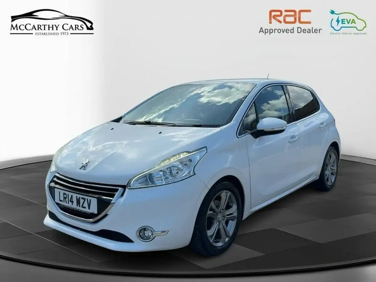 2014-peugeot-208-16-allure-5d-auto-big-0