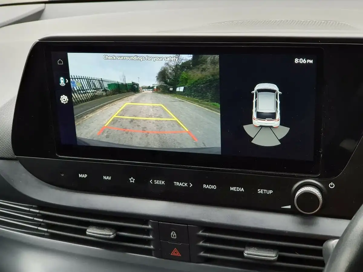 2023-hyundai-bayon-10-t-gdi-premium-100ps-dct-big-23
