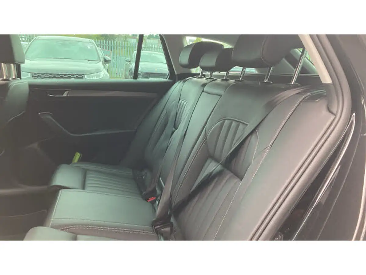 2023-skoda-superb-20tdi-se-l-200ps-estate-dsg-big-15