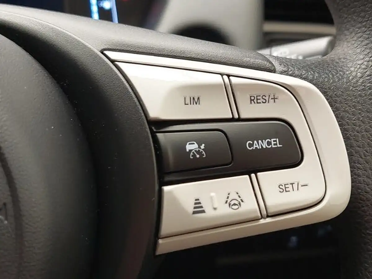 2021-honda-jazz-15-i-mmd-sr-107ps-big-18