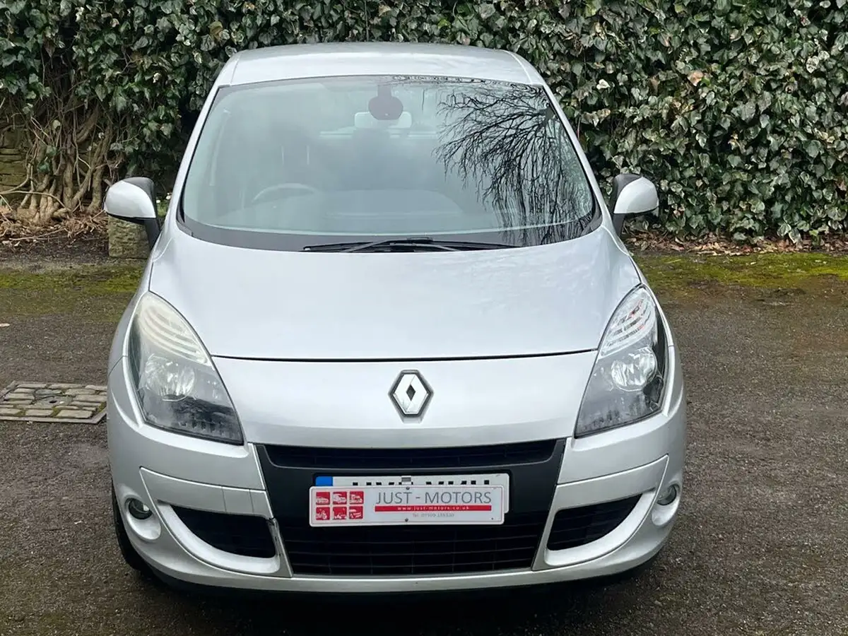 2011-renault-scenic-16-dynamique-tom-tom-big-43