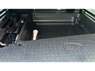 2023-land-rover-110-defender-30-d300-x-dynamic-hse-small-36