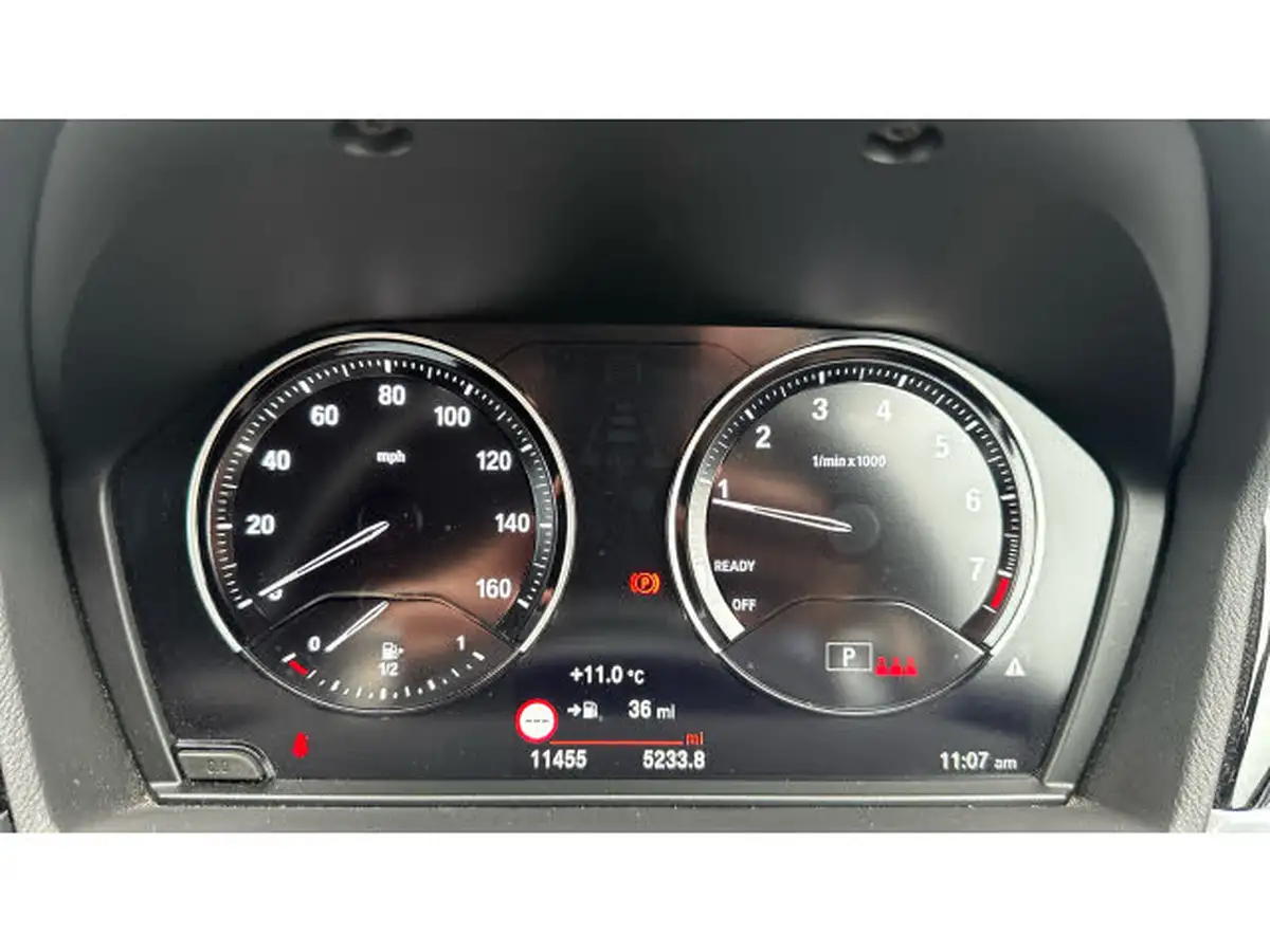2021-bmw-x1-20-xdrive20i-xline-big-8