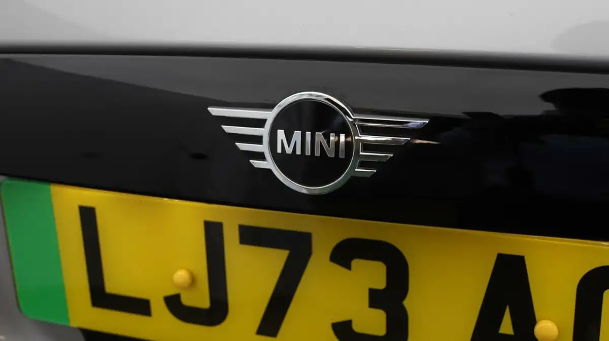 2023-mini-cooper-e-cooper-s-2-big-19