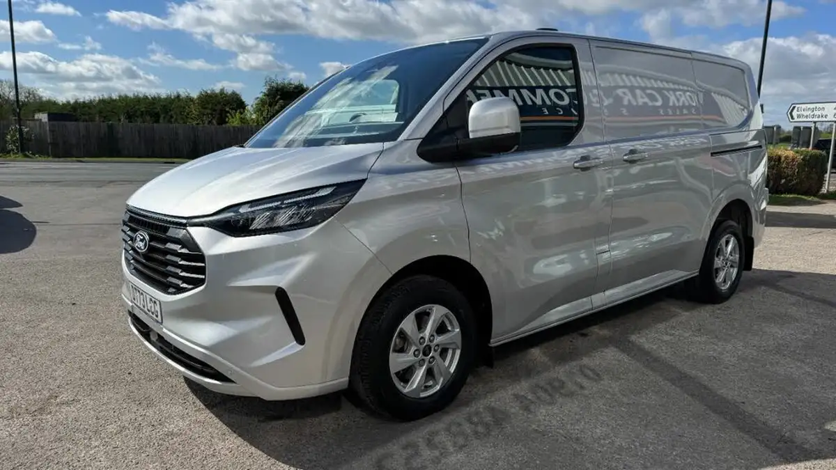 2023-ford-transit-custom-20tdci-300-l1h1-limited-136pseu6e-panel-van-1996cc-big-13