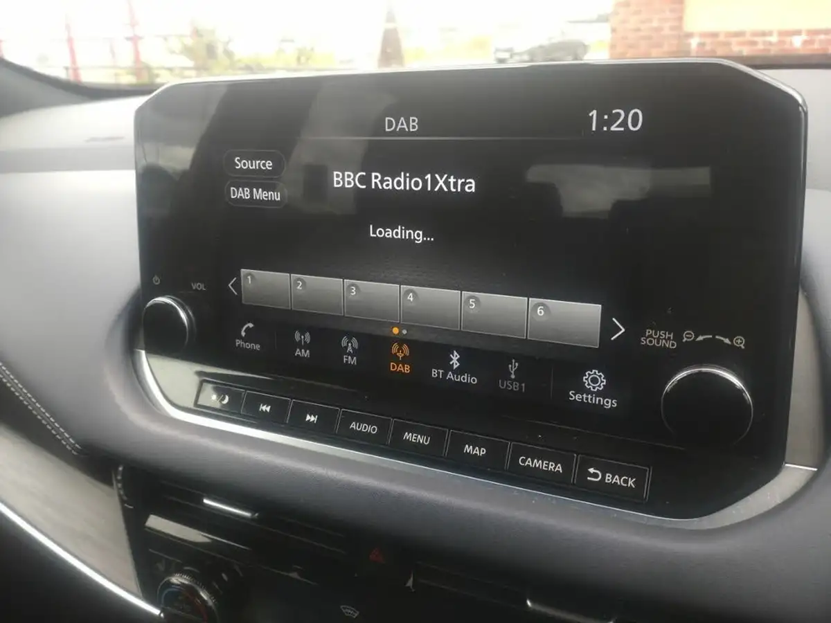 2022-nissan-qashqai-13-dig-t-tekna-xtronic-big-18