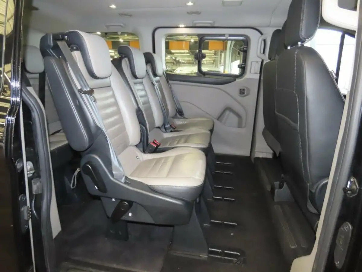 2021-ford-tourneo-custom-20tdci-320-l1-titanium-x-mhev-185pseu6dt-big-9
