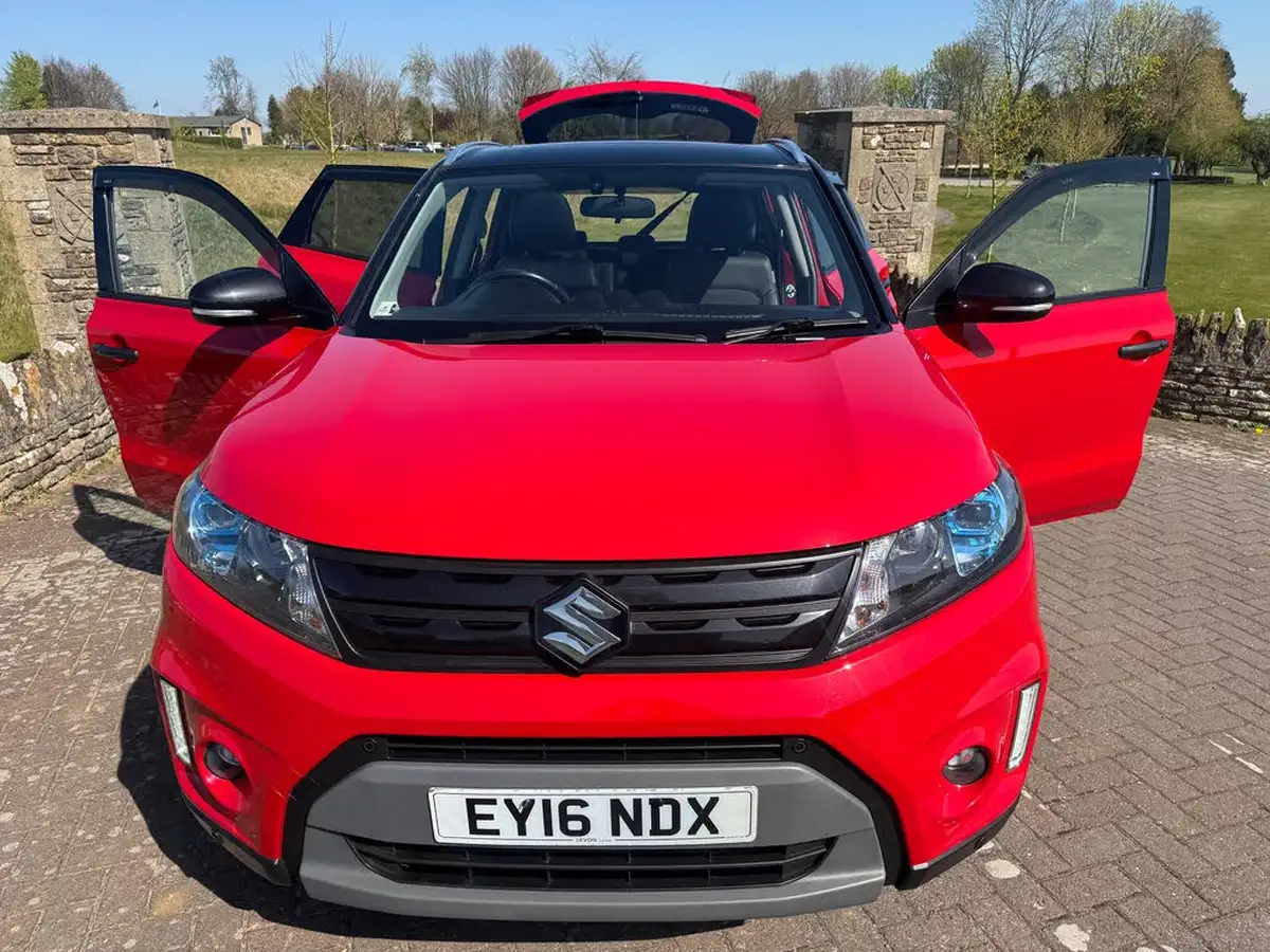 2016-suzuki-vitara-16ddis-sz5-allgrip-big-29