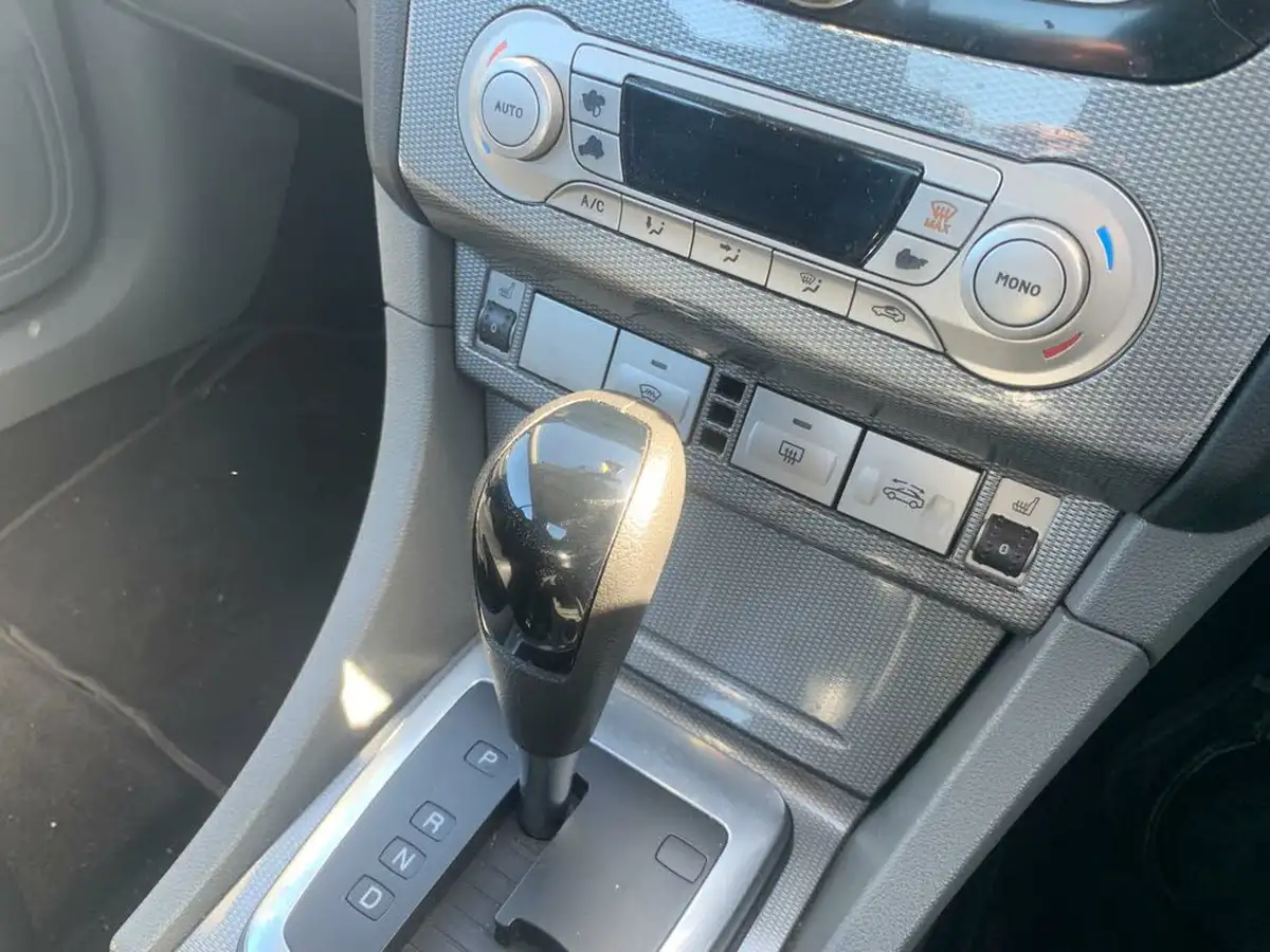 2008-ford-focus-cc-20-cc-3-auto-big-14