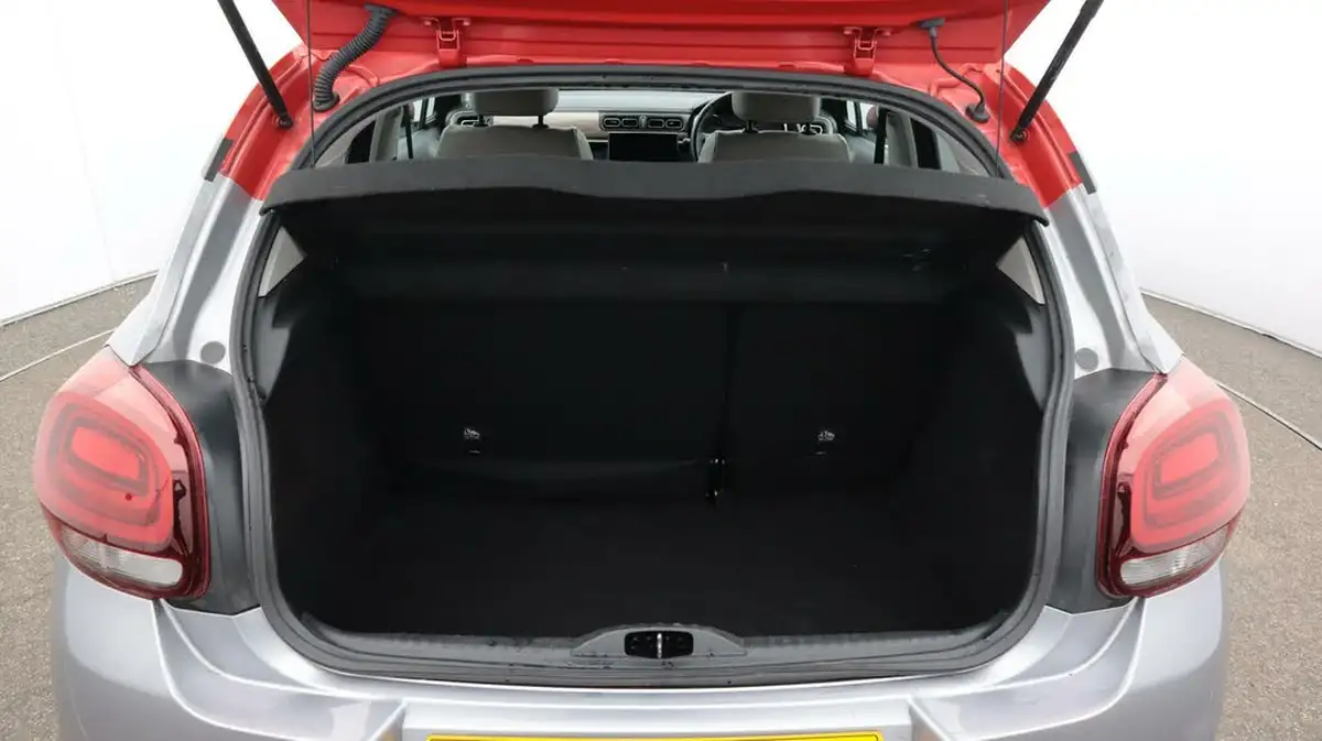 2021-citroen-c3-12-puretech-shine-plus-83ps-big-17