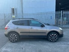 2013-nissan-qashqai-20-360-cvt-small-4