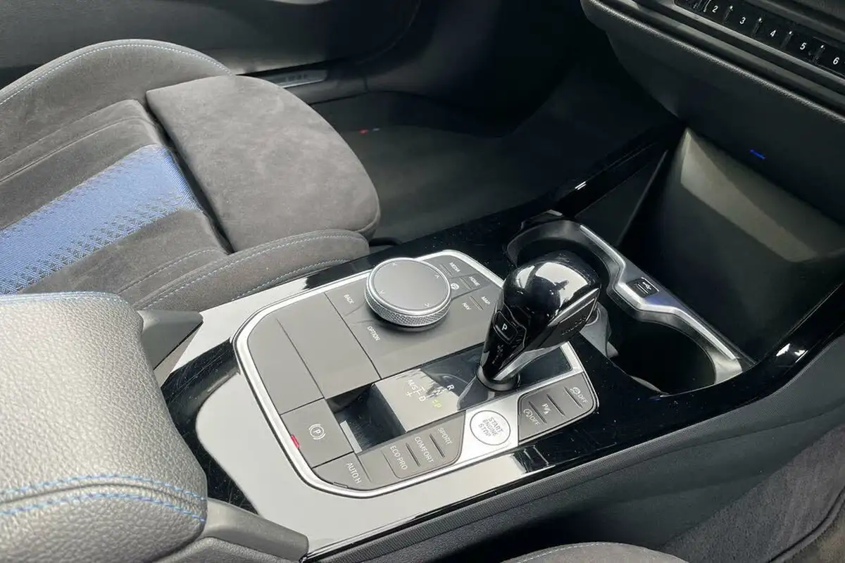 2021-bmw-1-series-20-m135i-xdrive-big-43