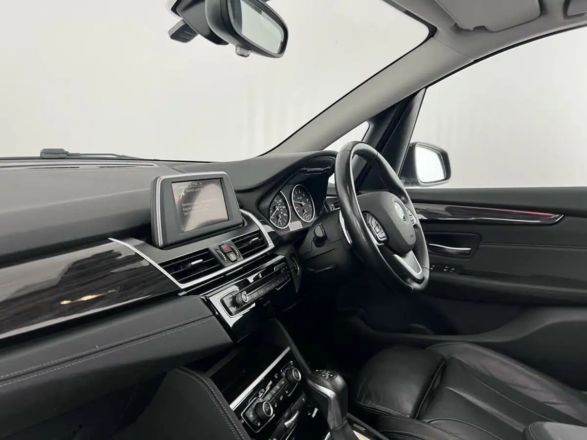 2017-bmw-2-series-20-220i-luxury-active-big-7