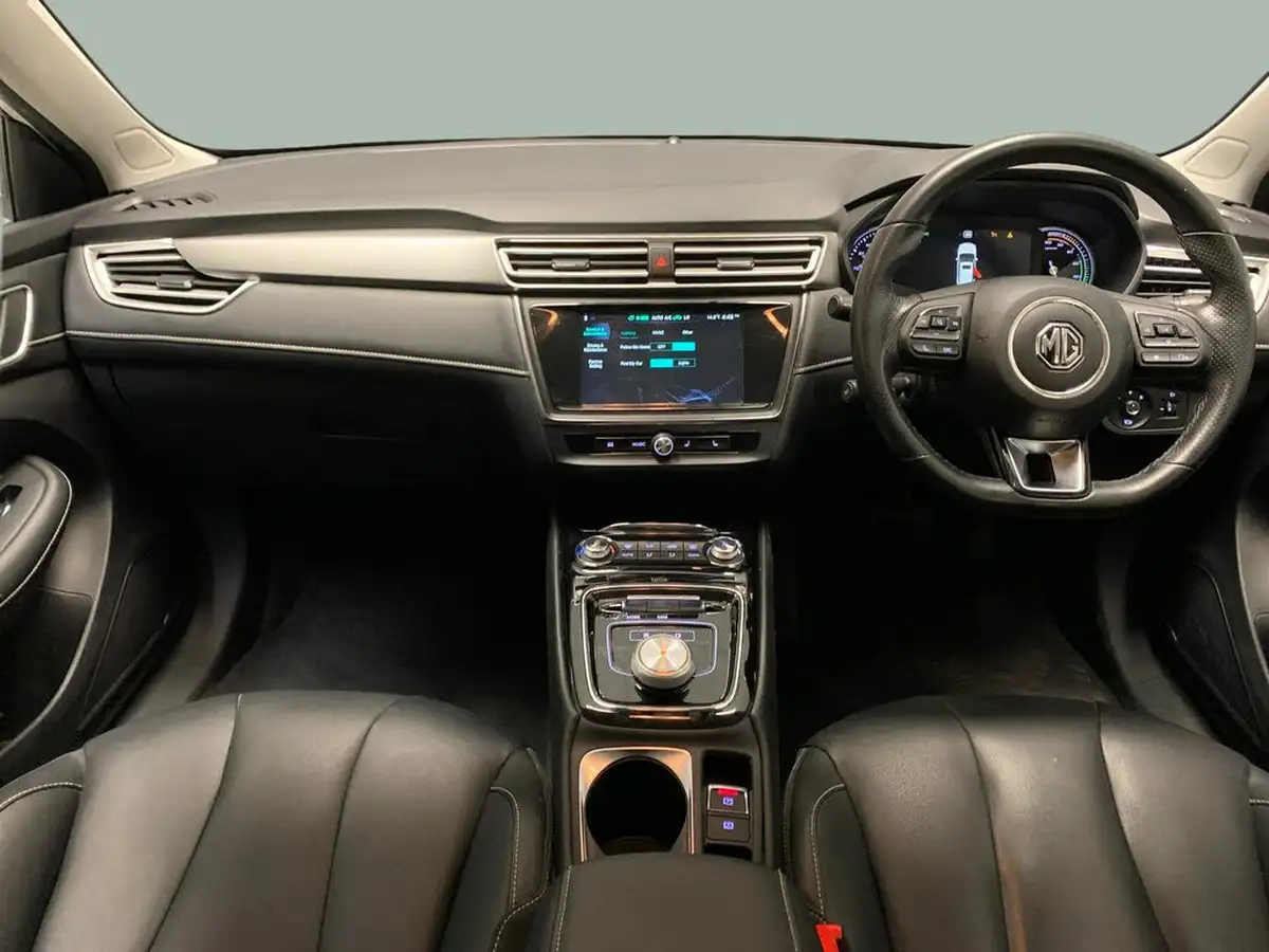 2021-mg-mg5-e-exclusive-ev-big-2