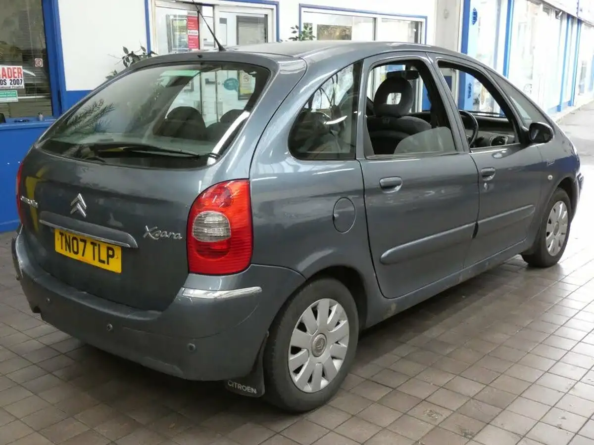 2007-citroen-xsara-picasso-16-vtx-big-25