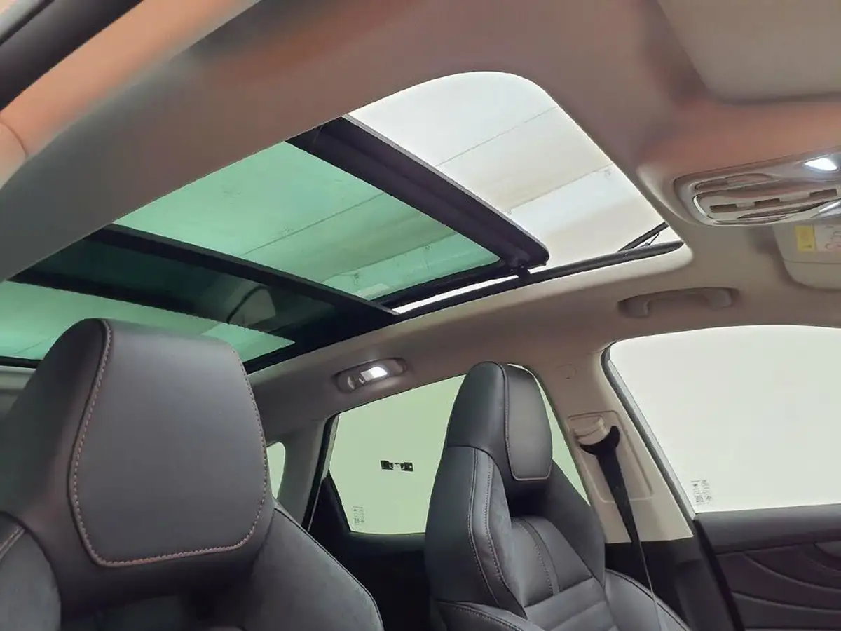 2023-mg-hs-15t-gdi-exclusive-258ps-plug-in-hybrid-auto-big-10