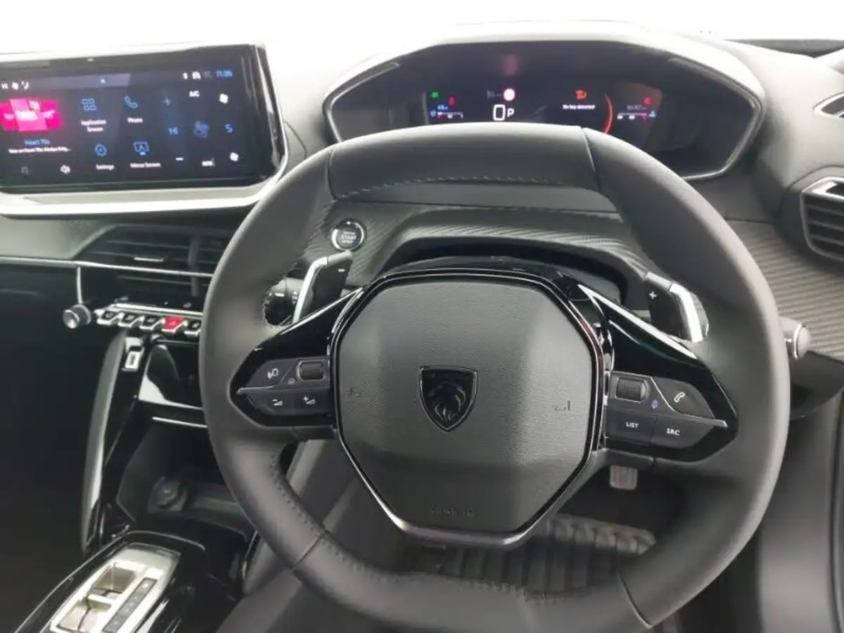 2024-peugeot-2008-suv-12-puretech-allure-130ps-eat8-big-9