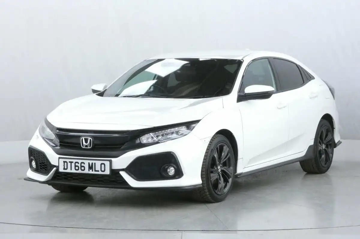 2017-honda-civic-15-vtec-turbo-sport-ss-big-3