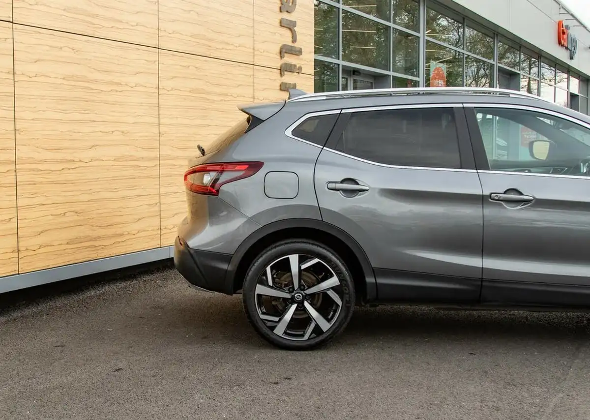 2018-nissan-qashqai-13-dig-t-tekna-160ps-big-7