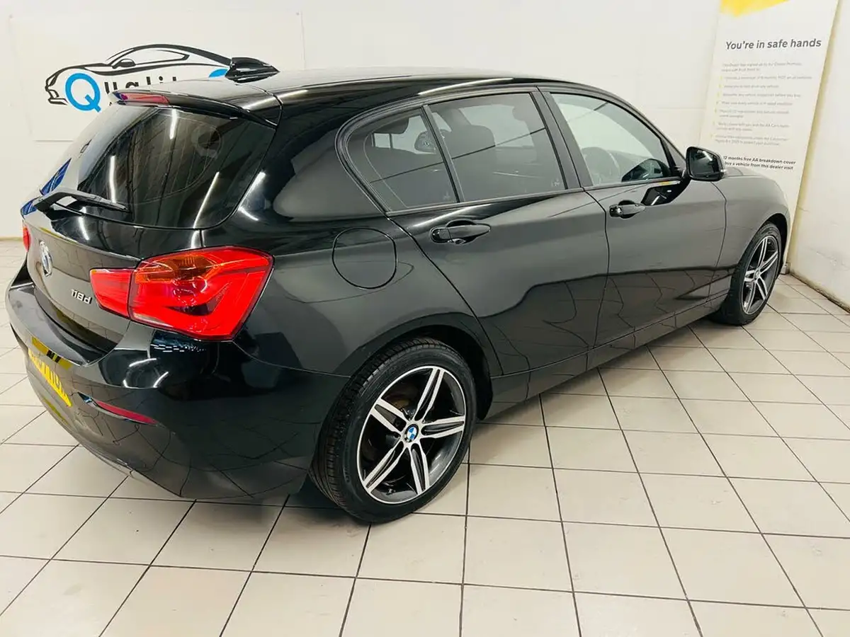 2017-bmw-1-series-20td-118d-sport-5d-big-10