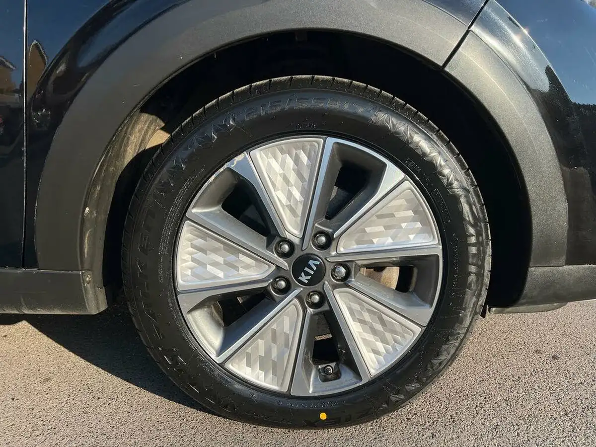 2021-kia-soul-ev-first-edition-big-4