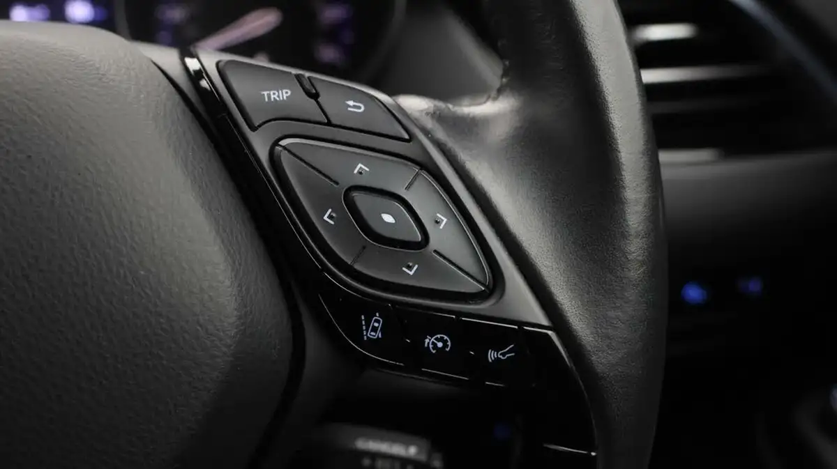 2020-toyota-c-hr-18-vvt-i-design-big-22