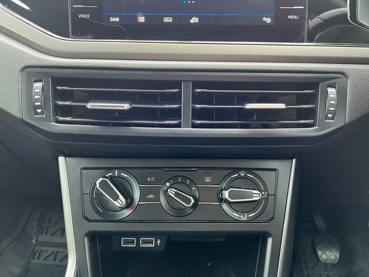 2018-volkswagen-polo-10-se-65ps-evo-big-24