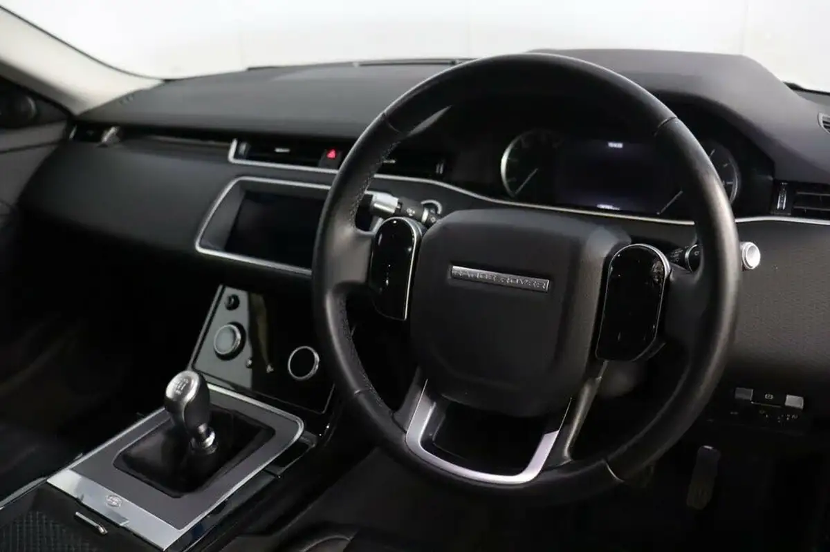2020-land-rover-range-rover-evoque-20-d150-s-big-27