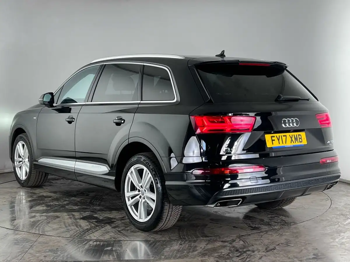 2019-audi-q7-30tdi-quattro-s-line-218ps-big-3