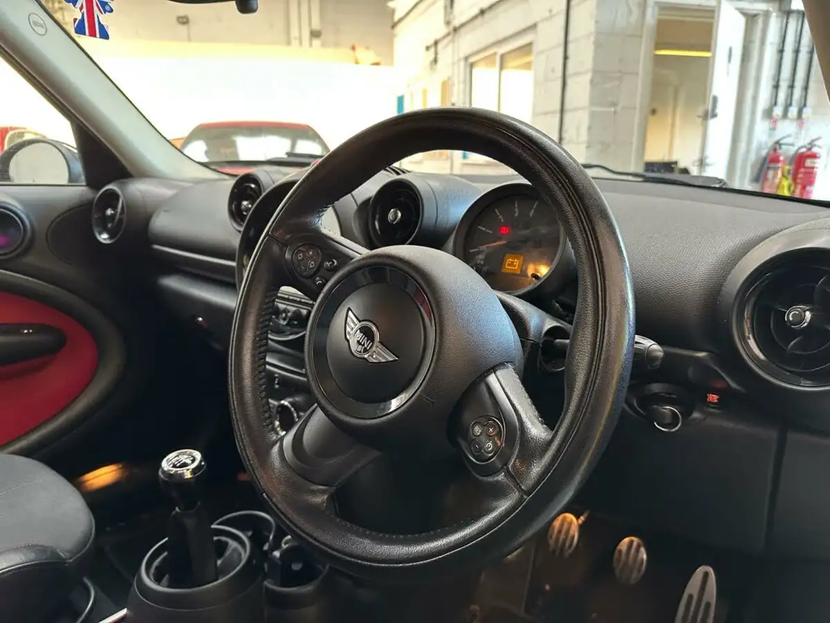 2014-mini-countryman-20td-cooper-sd-143bhp-all4-big-7