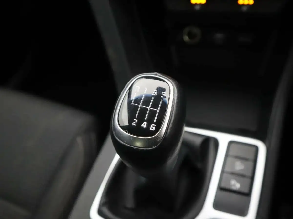 2021-kia-sportage-16-gdi-2-big-24