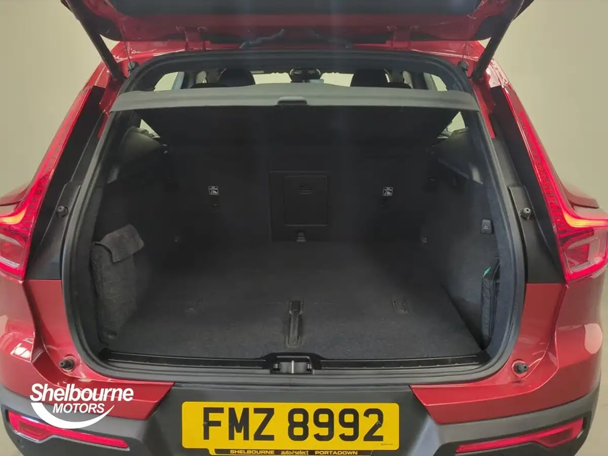 2024-volvo-xc40-20-b4-plus-big-15